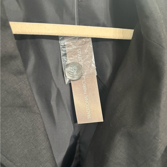 NWT- Gillian Grey Black fully lined 100% Linen Blazer - Picture 4 of 6